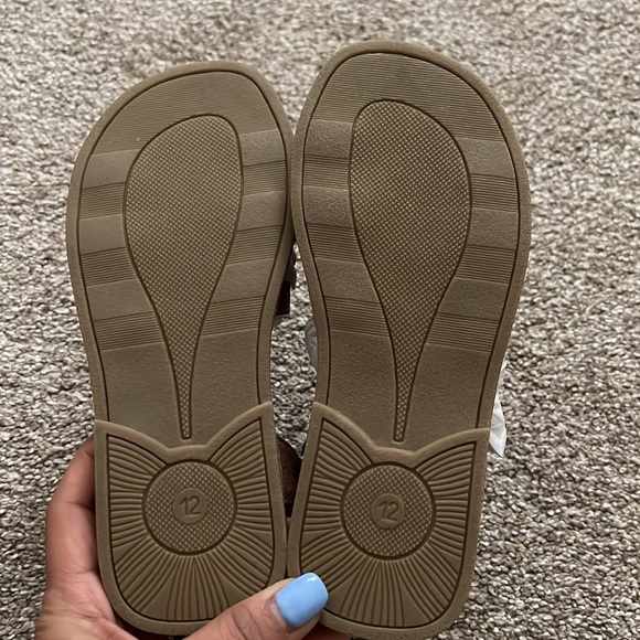 Rachel shoes for toddler girl. Size 12. New without tag - Picture 4 of 4